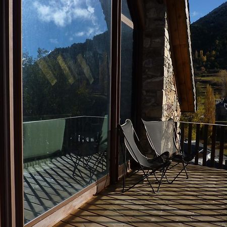Villa La Borda del Zarrastiecho Sallent de Gállego Habitación foto