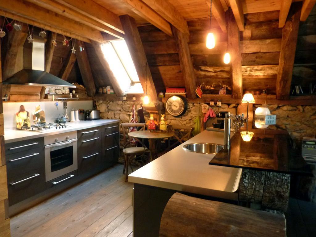 Villa La Borda del Zarrastiecho Sallent de Gállego Habitación foto