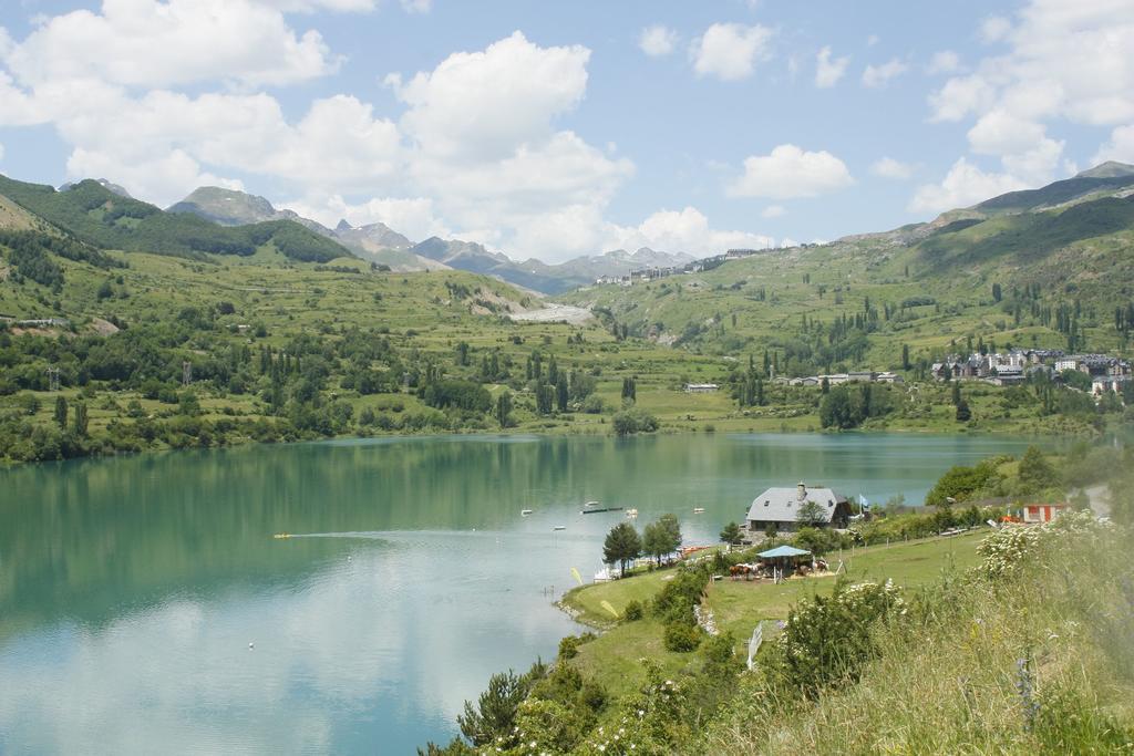 Villa La Borda del Zarrastiecho Sallent de Gállego Habitación foto